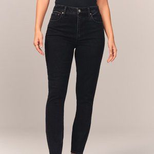NWOT Abercrombie Curve Love High Rise Skinny Jean 27/4 Extra Long Black
